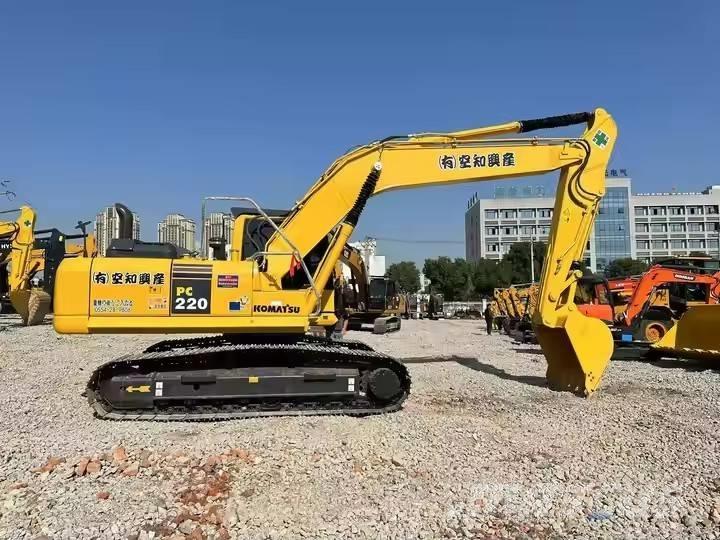 Komatsu PC 220 Raupenbagger