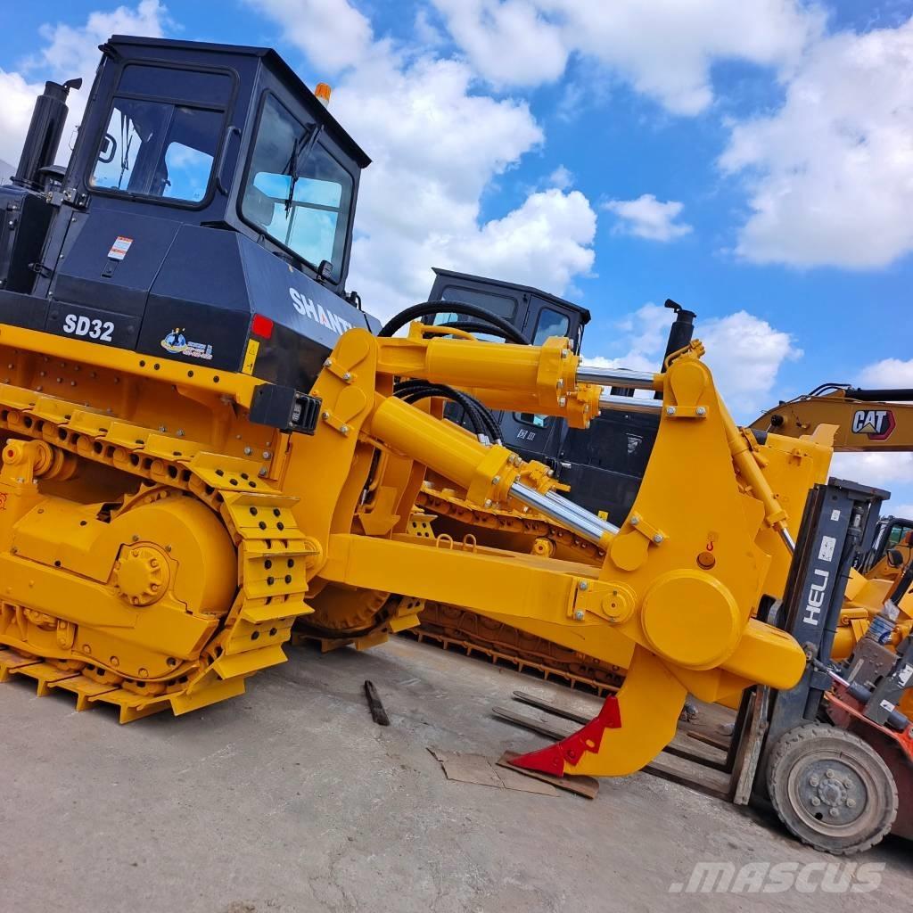 Shantui SD 32 Bulldozer