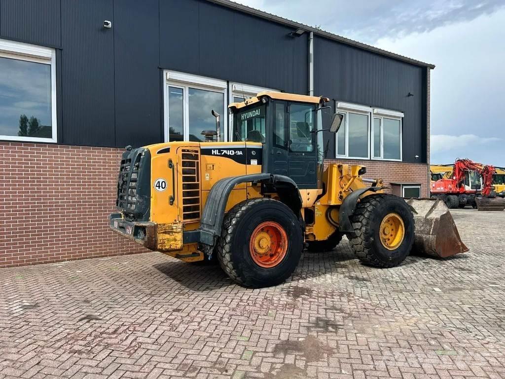 Hyundai HL 740-9A Radlader