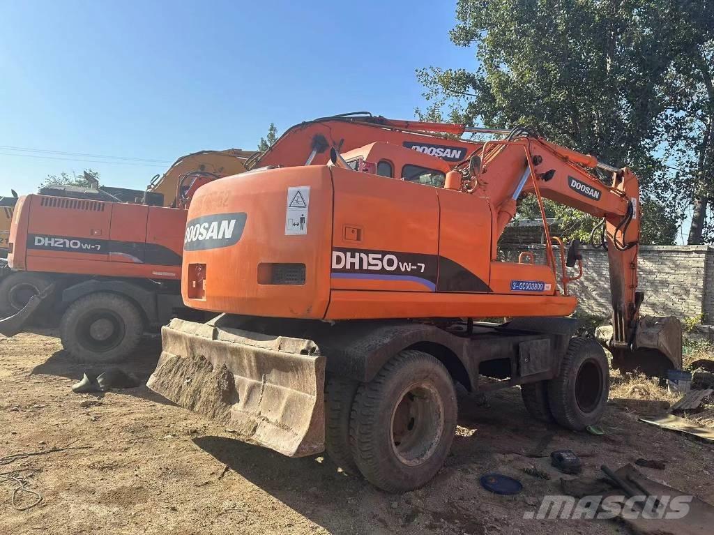 Doosan DH210w Mobilbagger