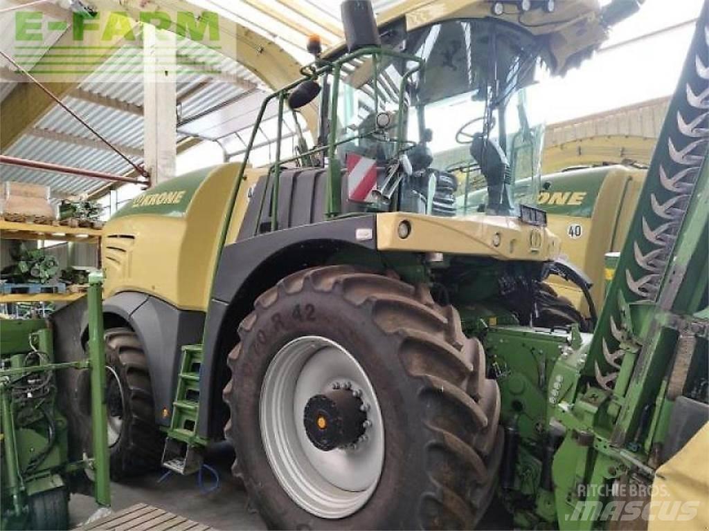 Krone big x 630 Selbstfahrende Häcksler