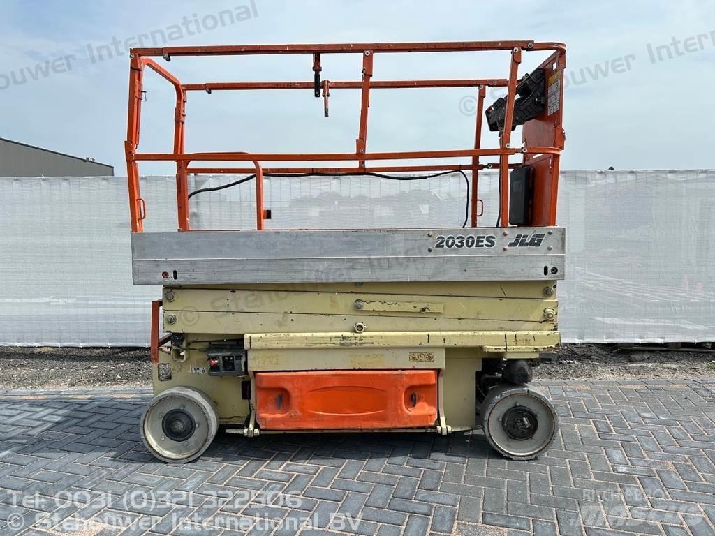 JLG 2030ES Scheren-Arbeitsbühnen