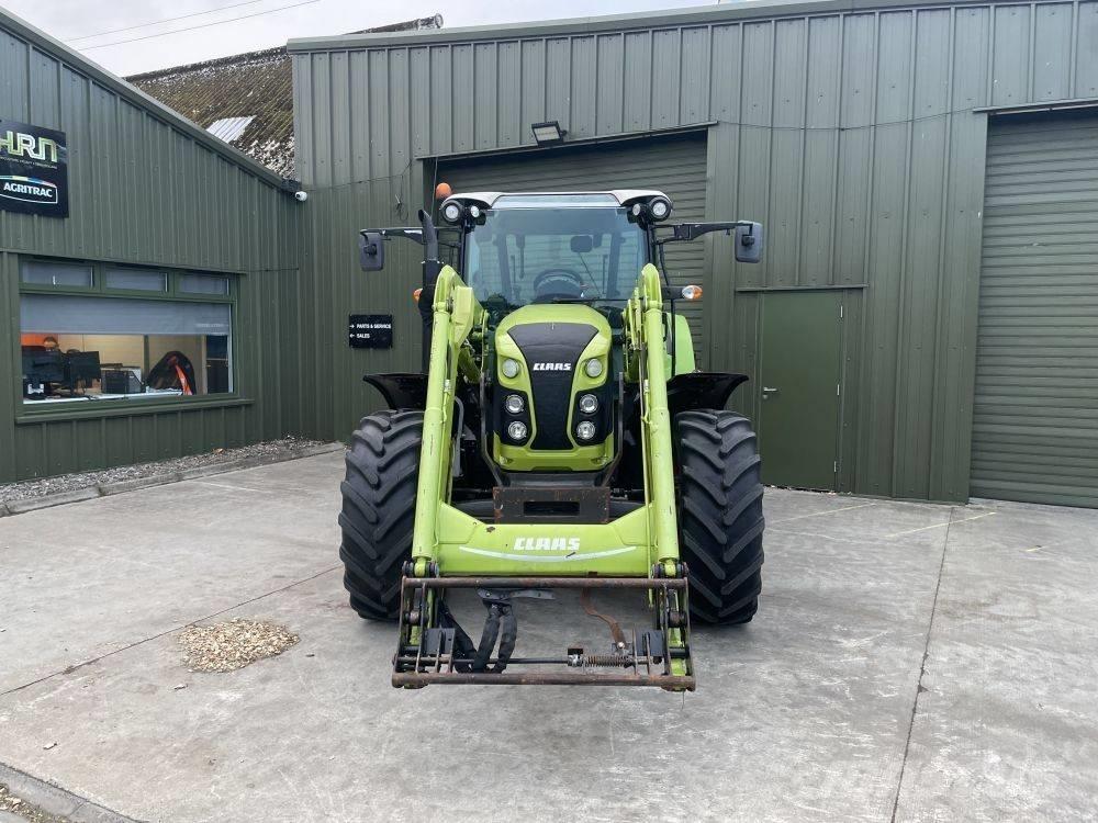 CLAAS Arion 450 Traktoren