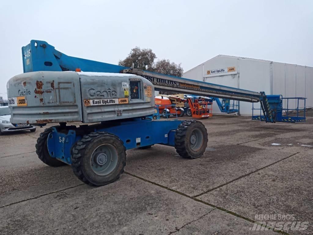 Genie S 85 Teleskopbühnen