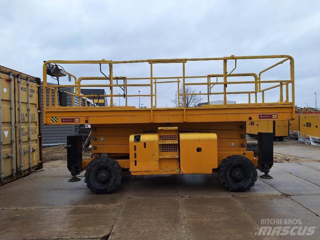 Haulotte H 15 SXL Scheren-Arbeitsbühnen