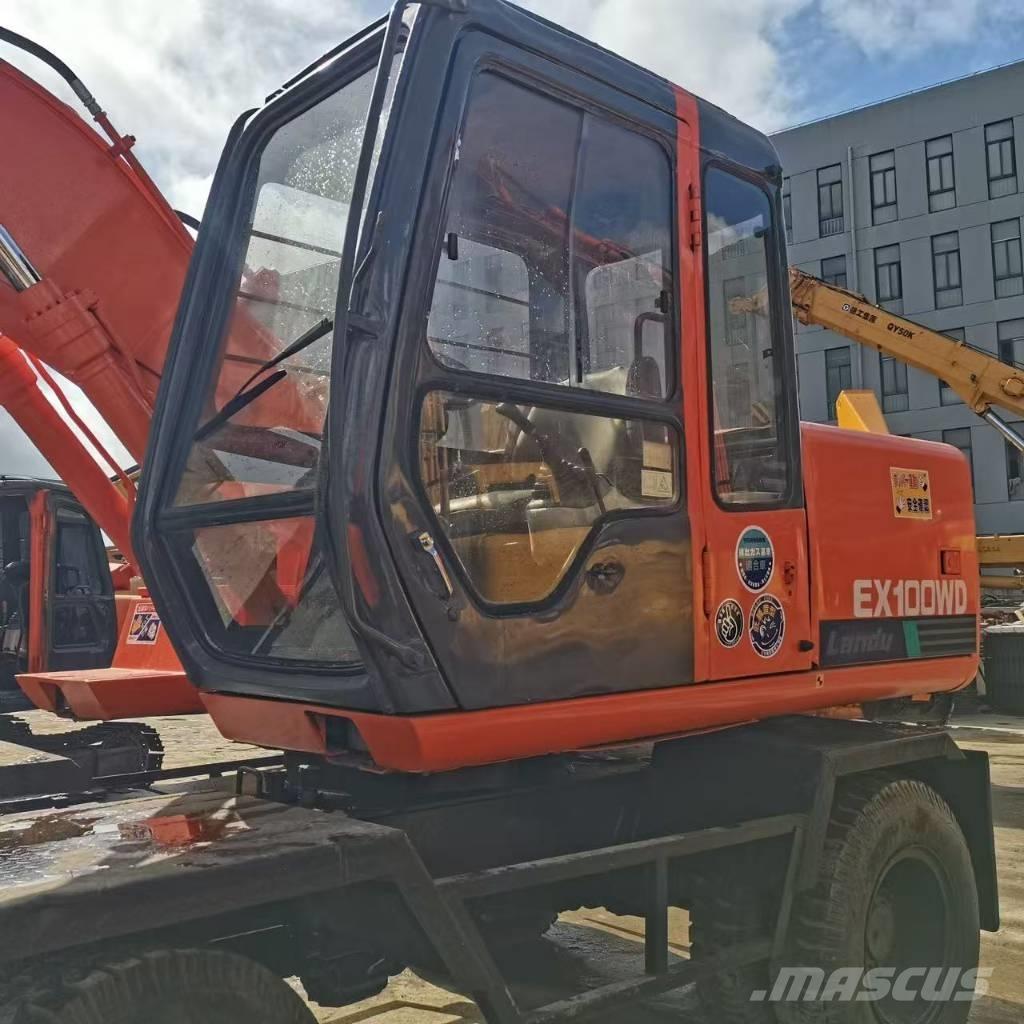 Hitachi EX 100 W D Mobilbagger