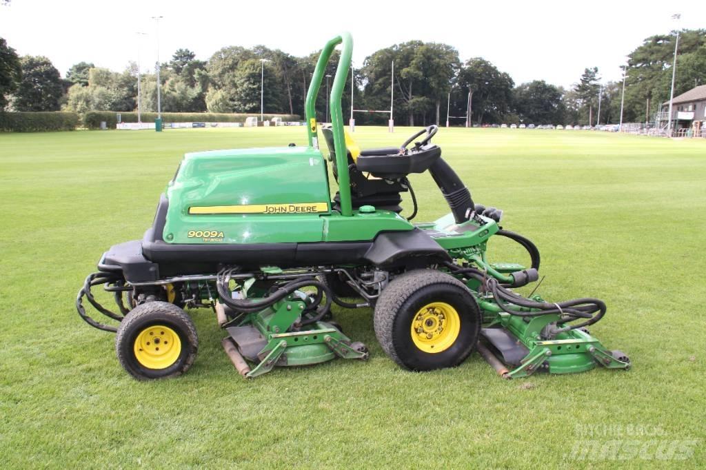 John Deere 9009A Reitermäher