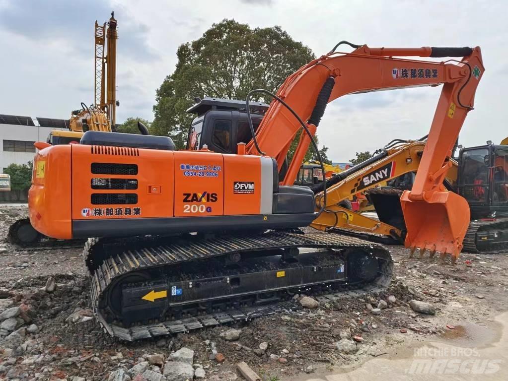 Hitachi ZX 200 Raupenbagger