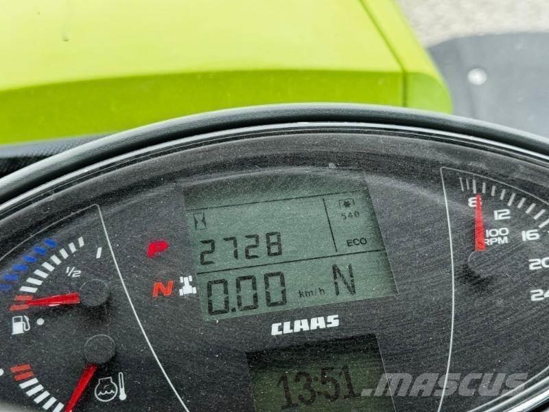 CLAAS AXION 830 Traktoren