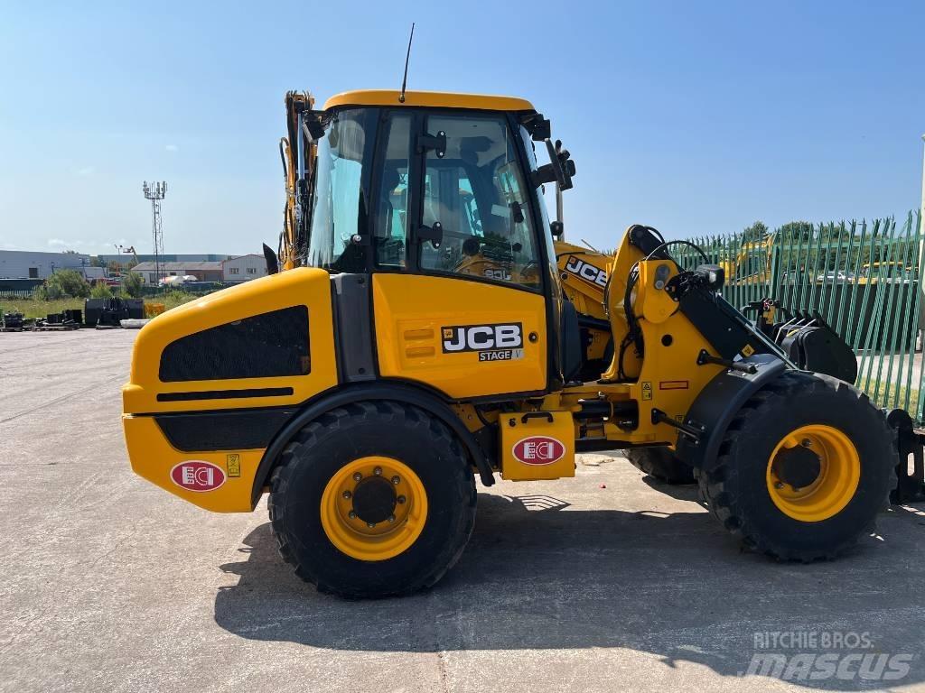 JCB 407 agri demo Traktoren