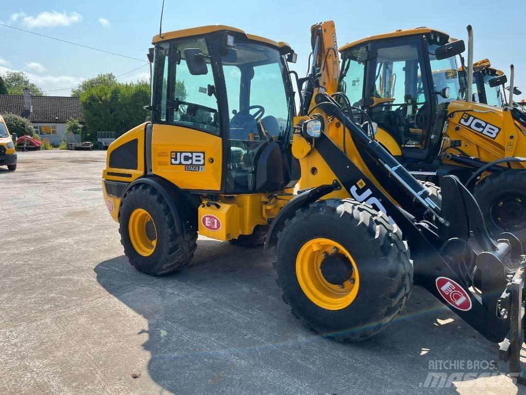 JCB 407 agri demo Traktoren
