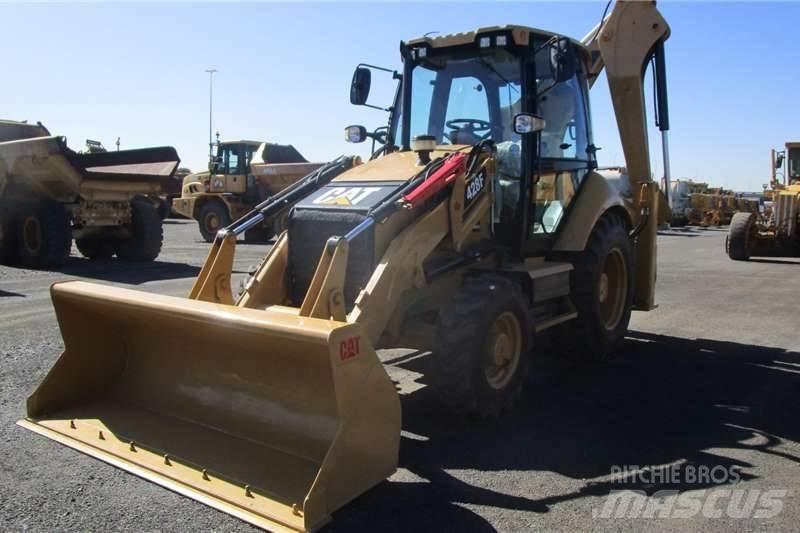 CAT 428F Baggerlader