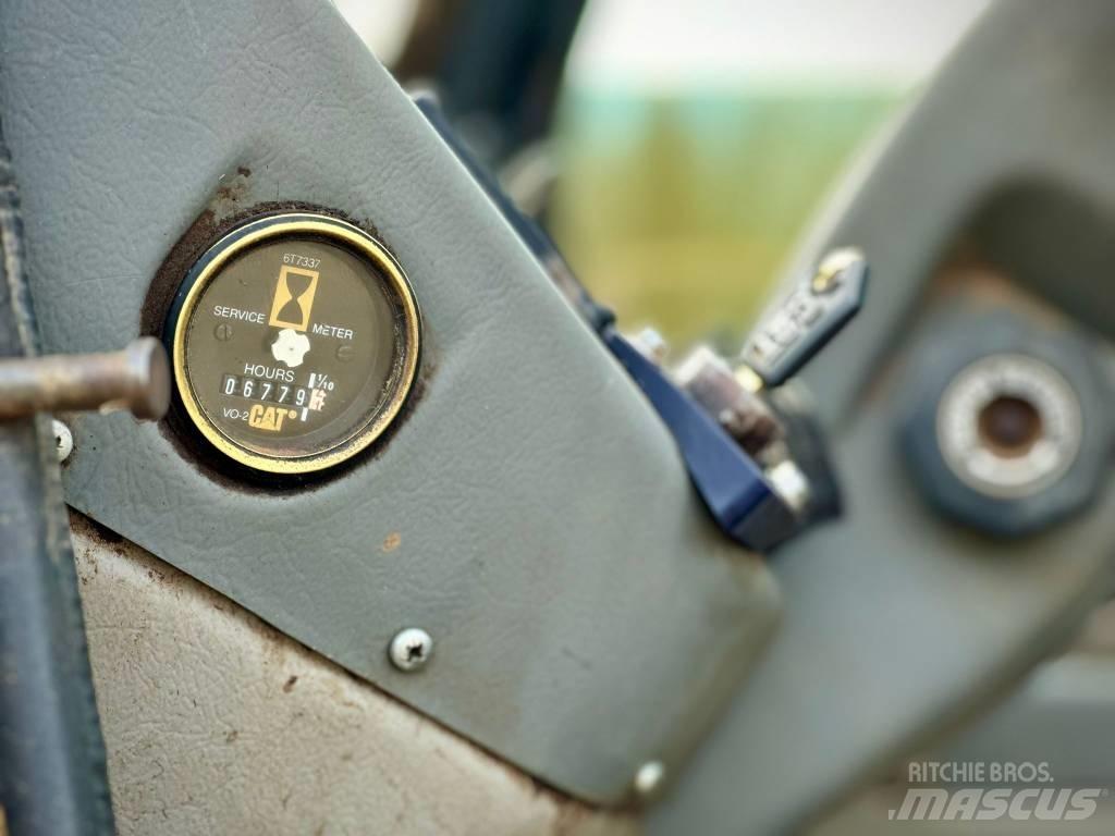 CAT TH 62 Teleskoplader