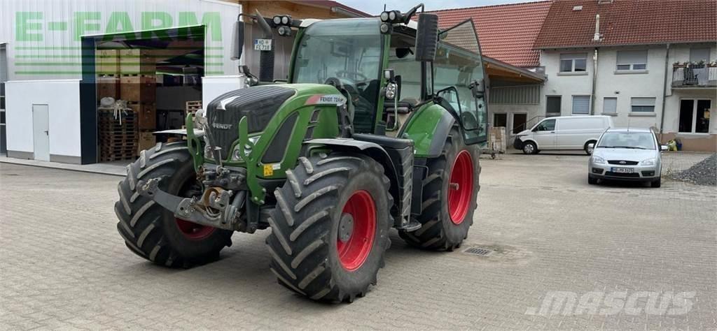 Fendt 724 Vario S4 Traktoren