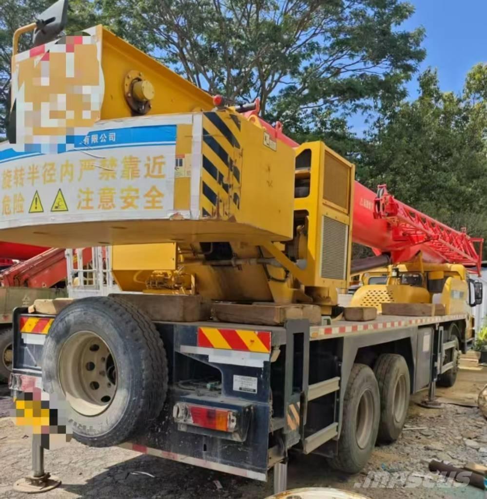 Sany STC 250 S All-Terrain-Krane