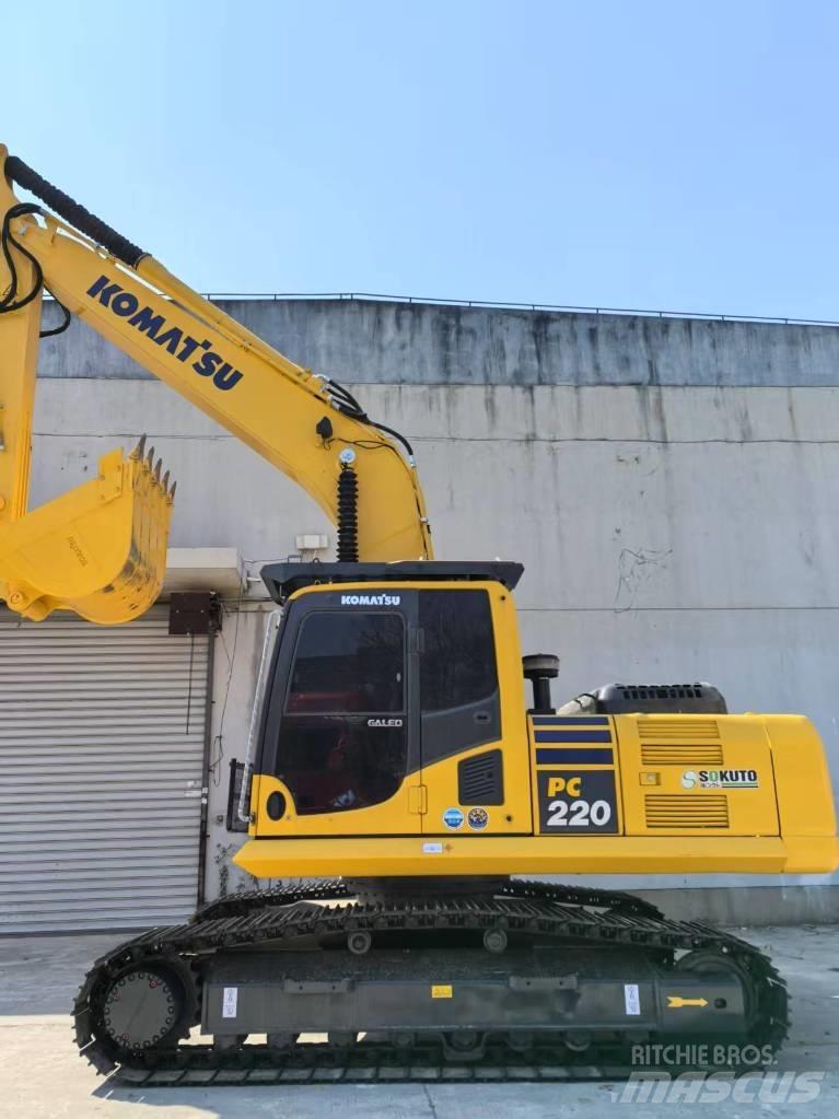 Komatsu PC220-8 Raupenbagger