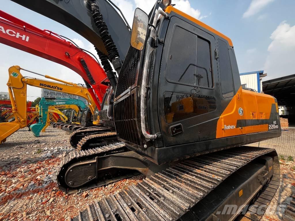 Hyundai HX 220HD Raupenbagger