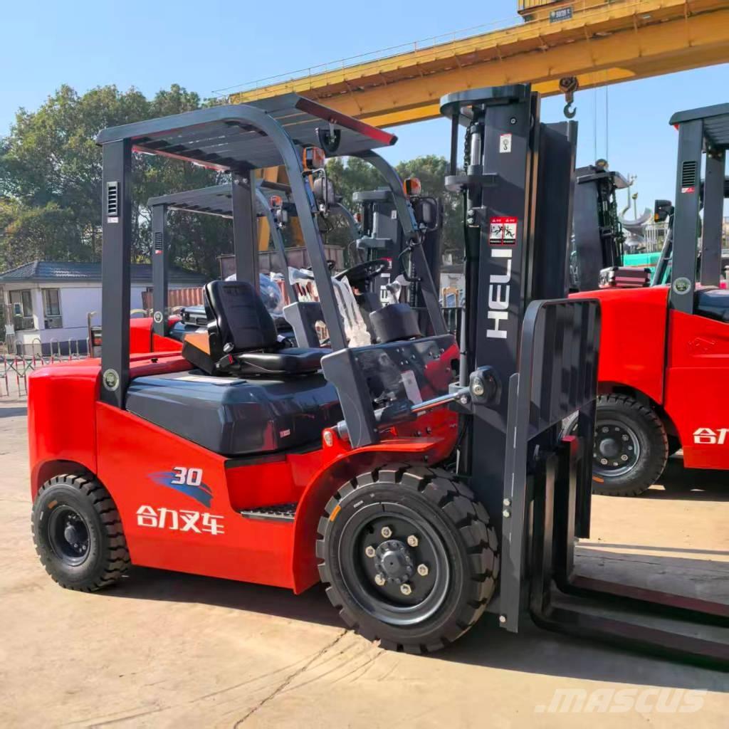 Heli FD30 Dieselstapler