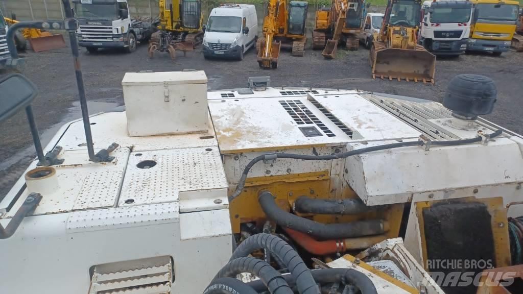 CAT 328 D L Raupenbagger