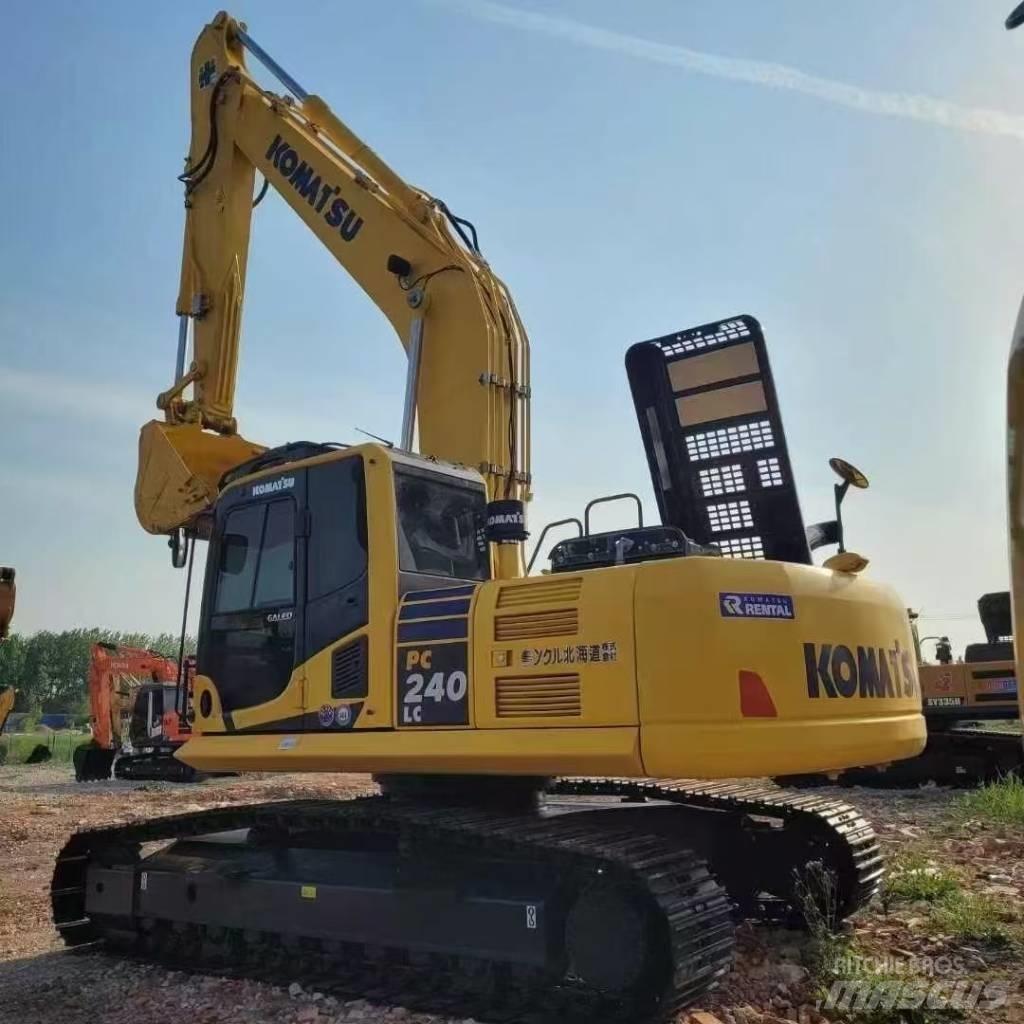 Komatsu 240LC-8 Raupenbagger