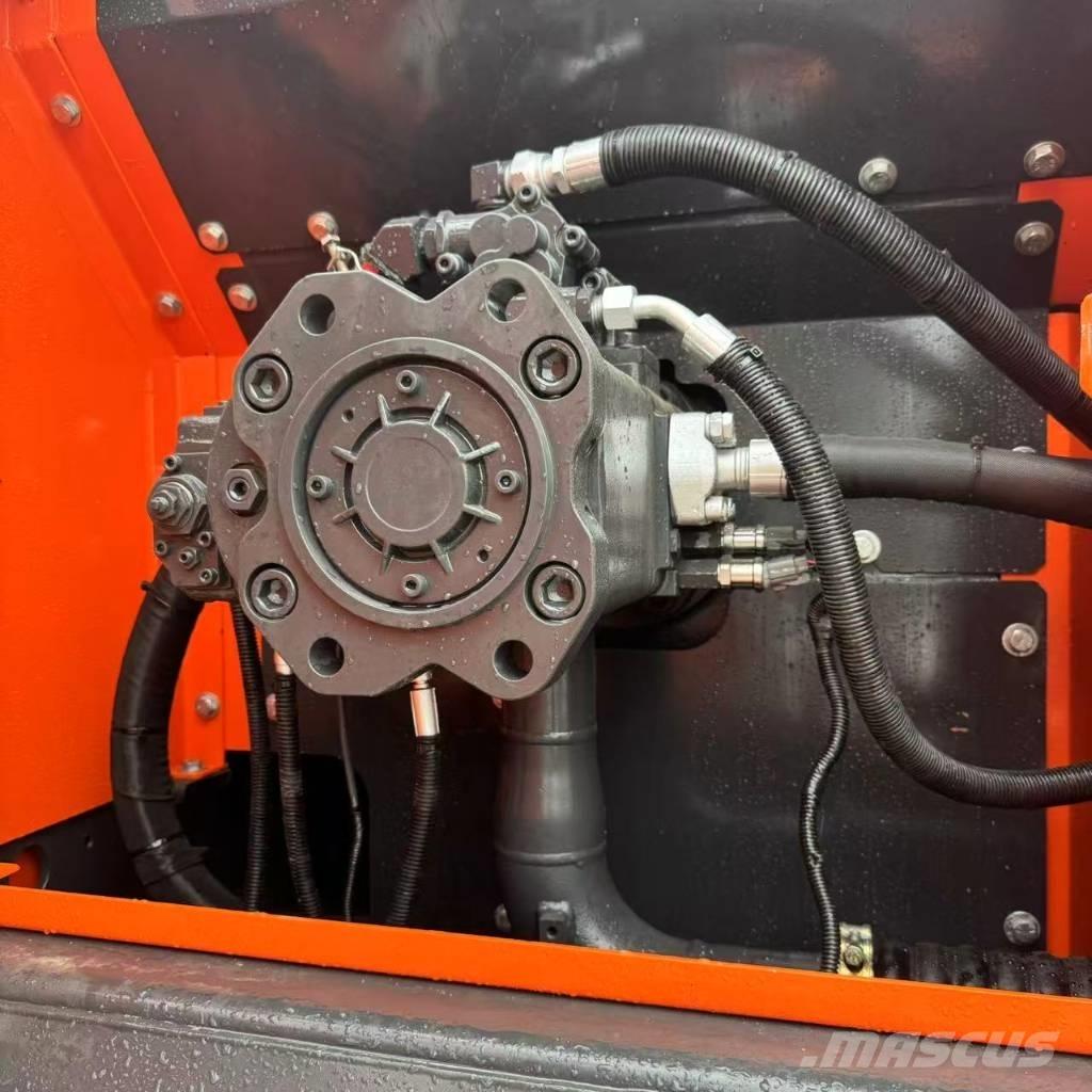 Doosan DX 225 LCA Raupenbagger