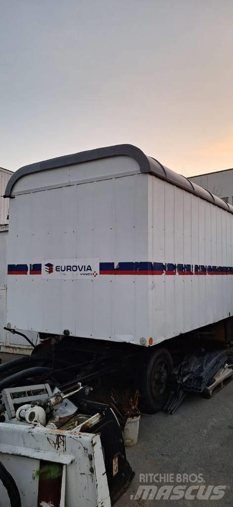  maringotka dvouosá Andere Anhänger