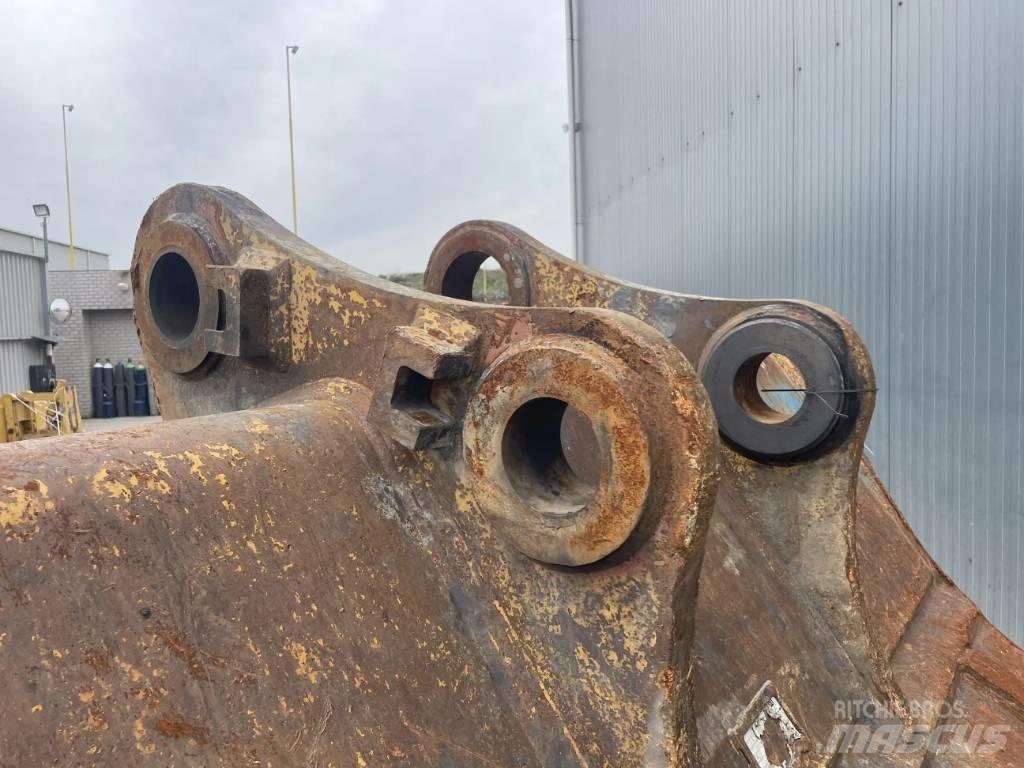 CAT 374D / 374F Schaufeln