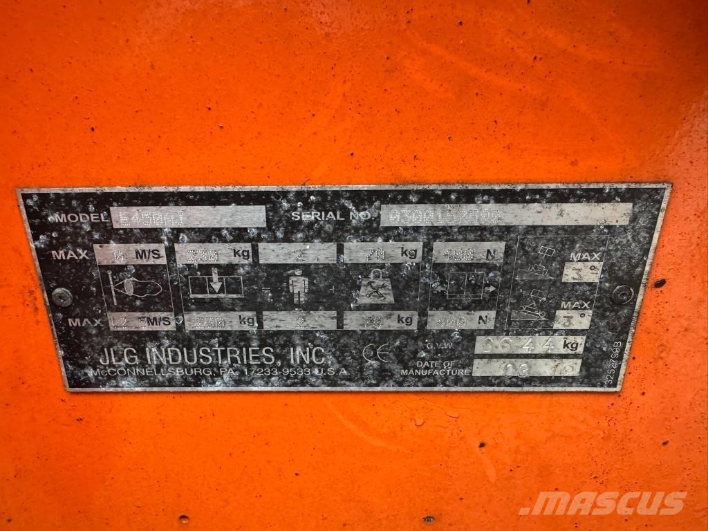 JLG E 450 AJ Gelenkteleskoparbeitsbühnen
