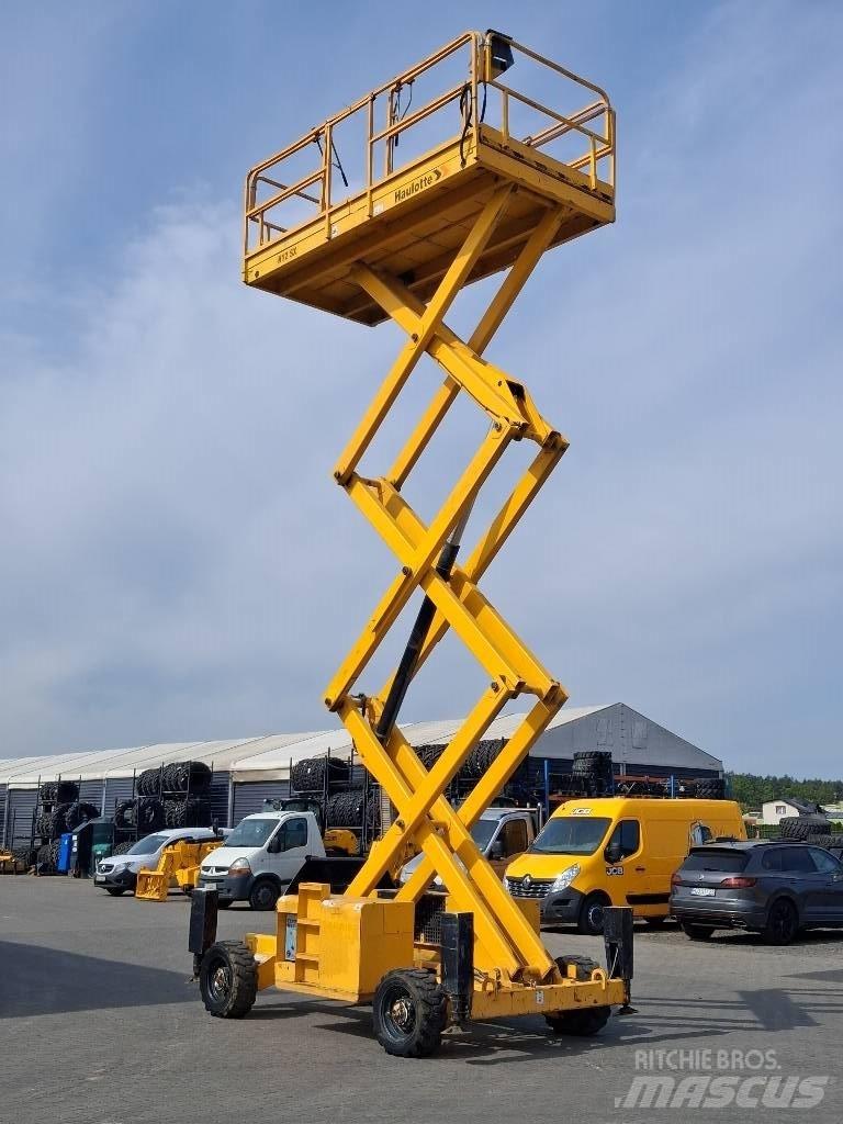 Haulotte H 12 SX Scheren-Arbeitsbühnen