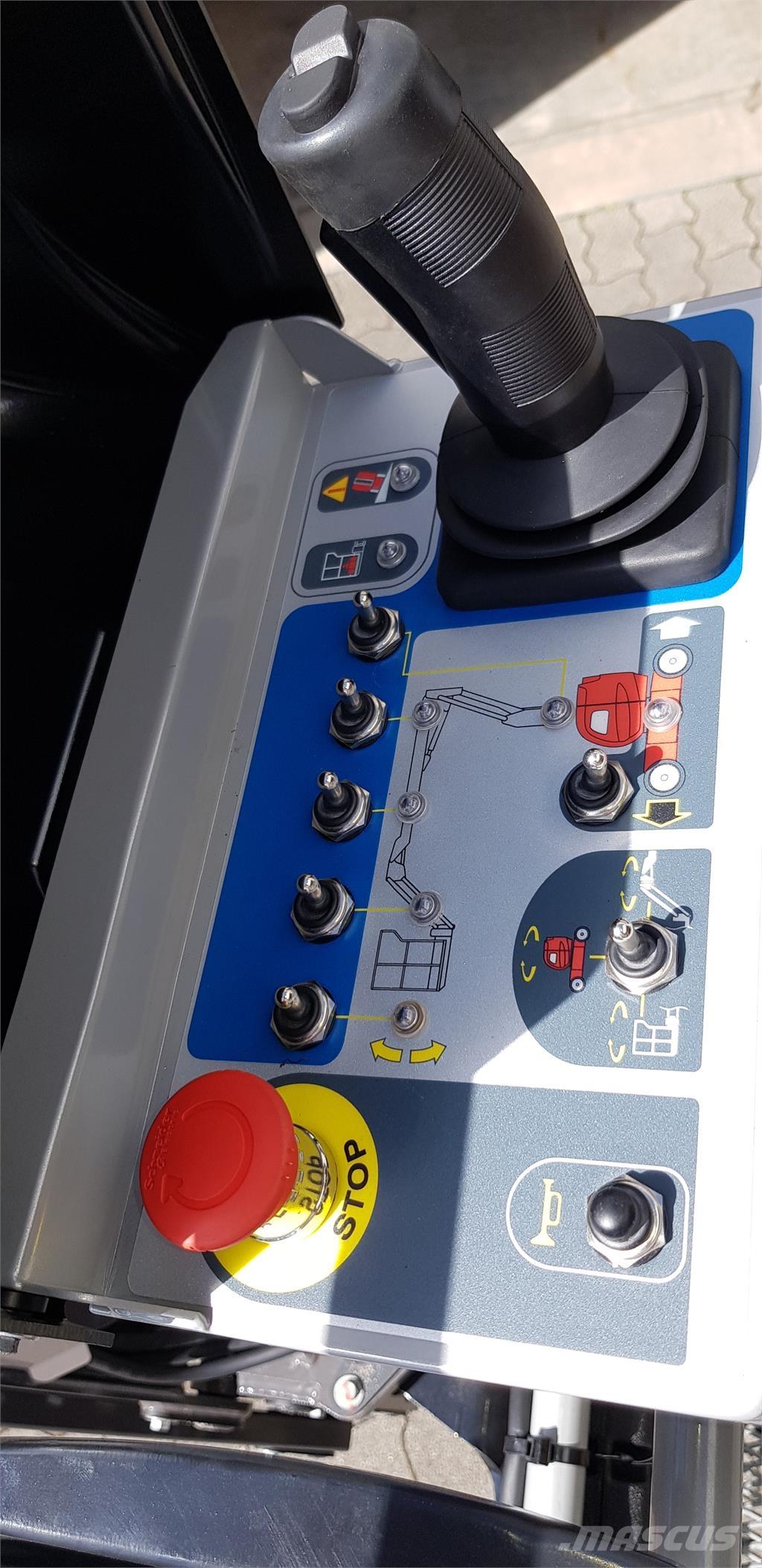 Manitou 120AETJ-C Gelenkteleskoparbeitsbühnen