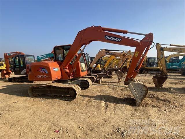 Doosan DH70-7 Raupenbagger