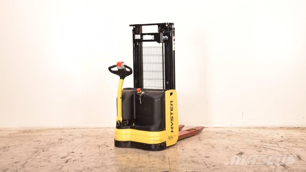 Hyster S 1.0-24 Deichselstapler