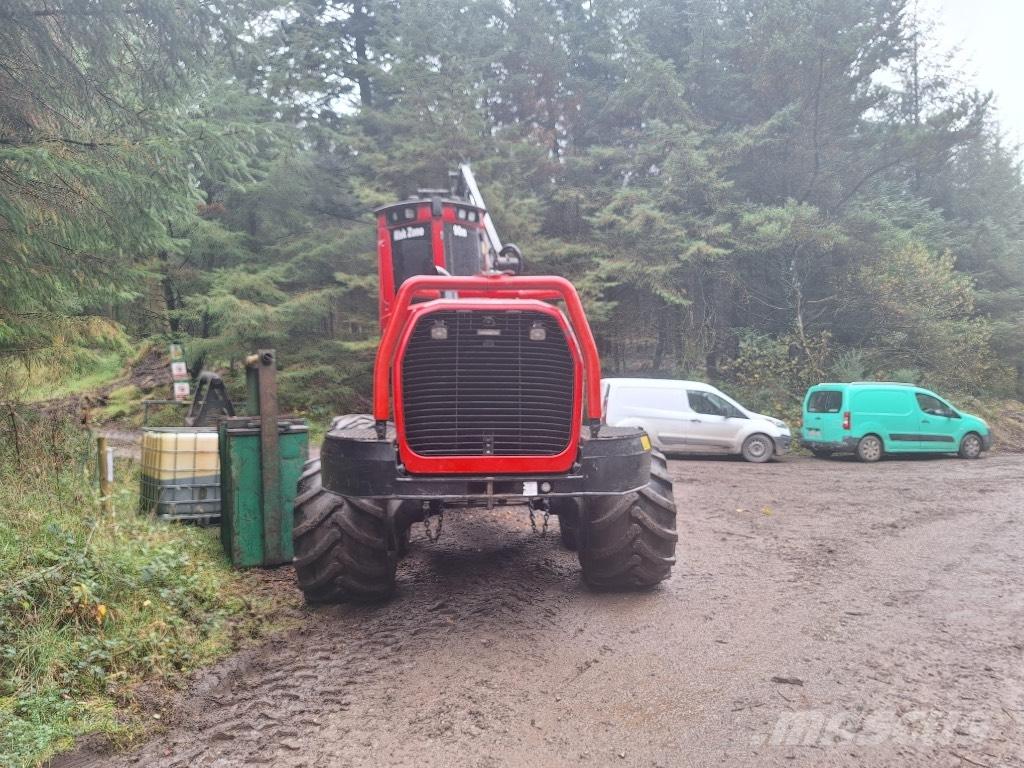 Komatsu 901 XC Harvester