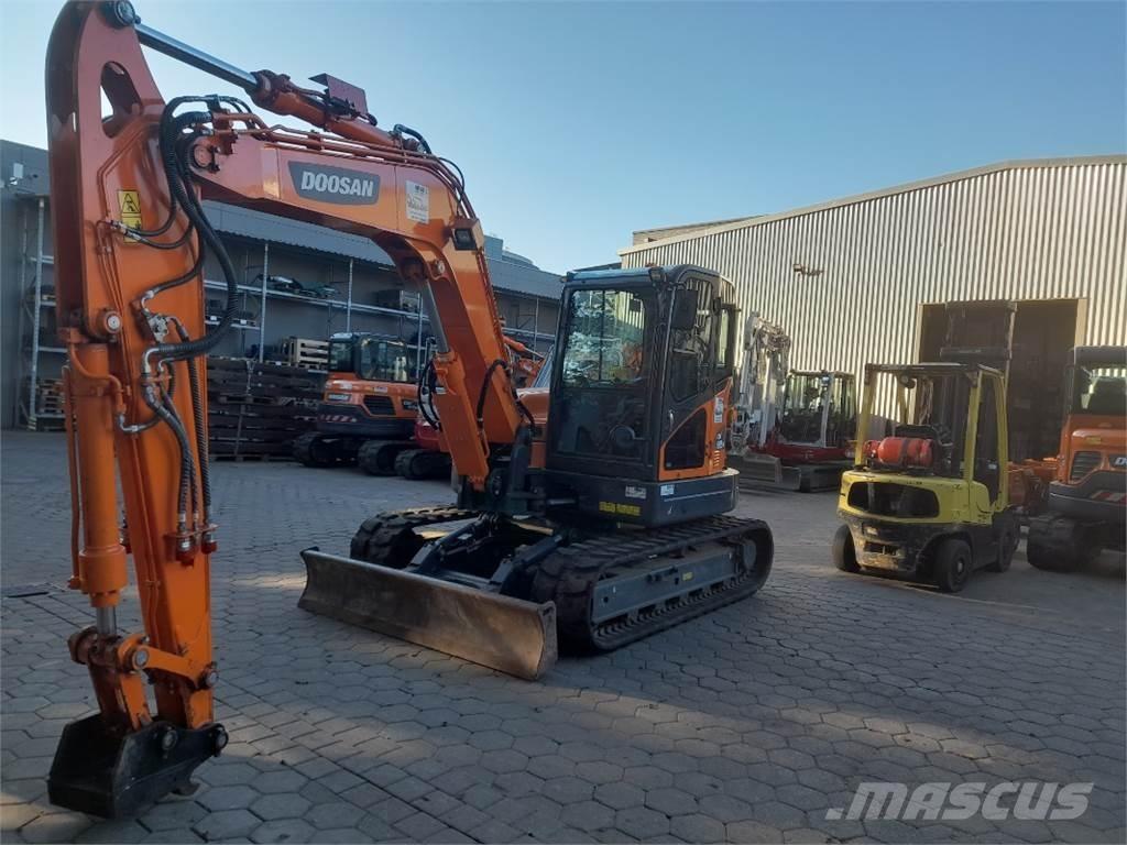 Doosan DX85R-3 Sonstige Landmaschinen