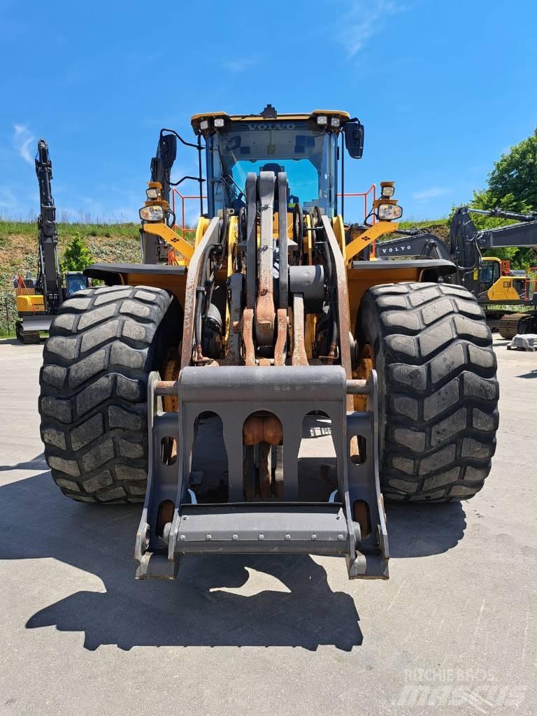 Volvo L 220 H Radlader