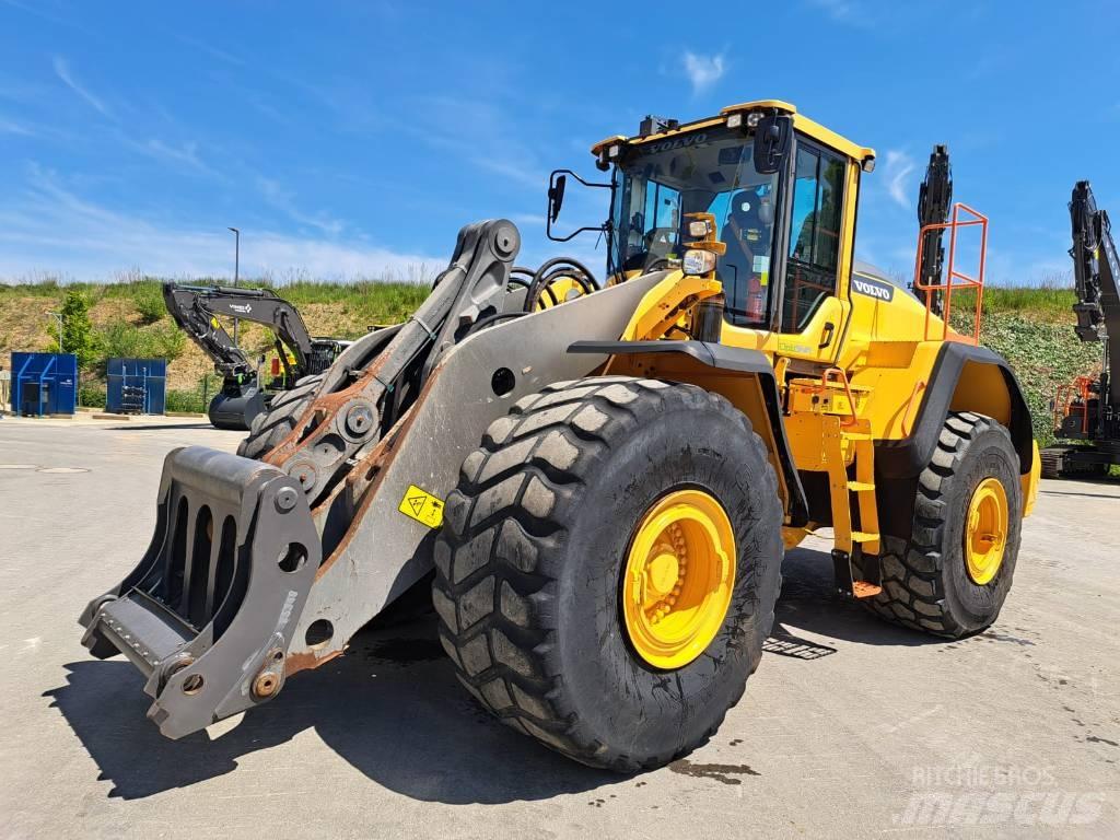 Volvo L 220 H Radlader