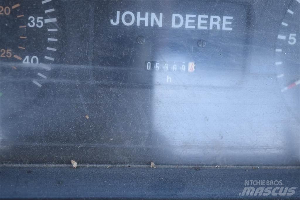 John Deere 6100 Traktoren