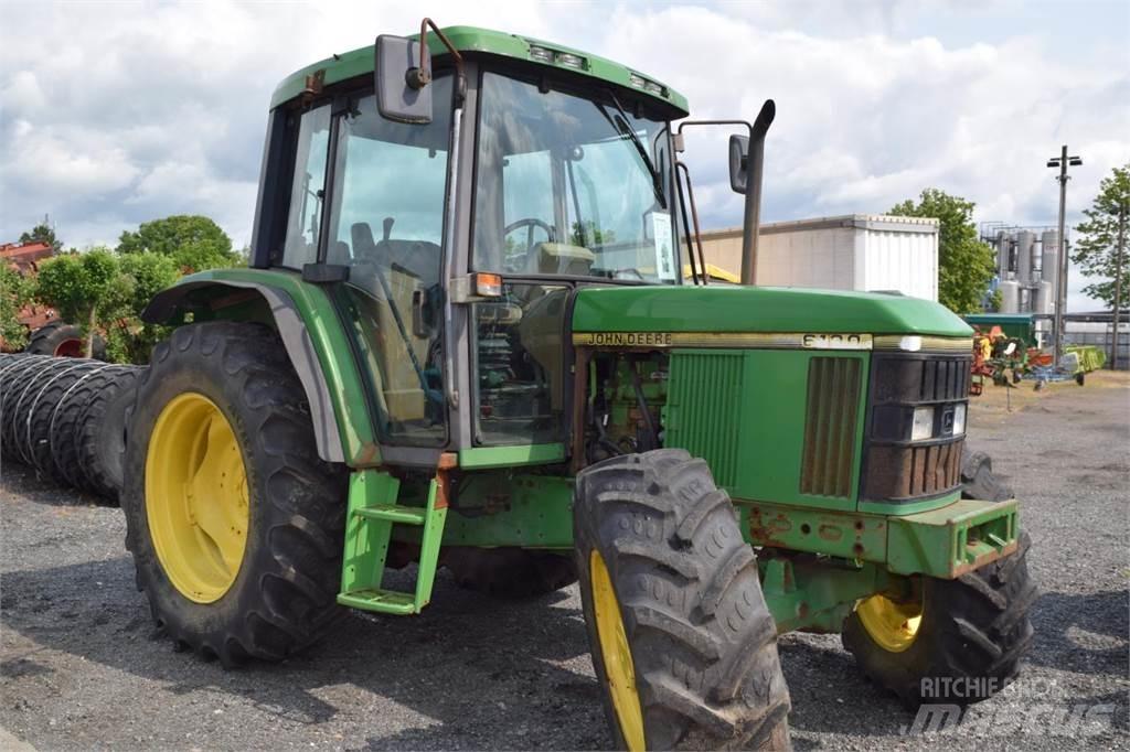 John Deere 6100 Traktoren