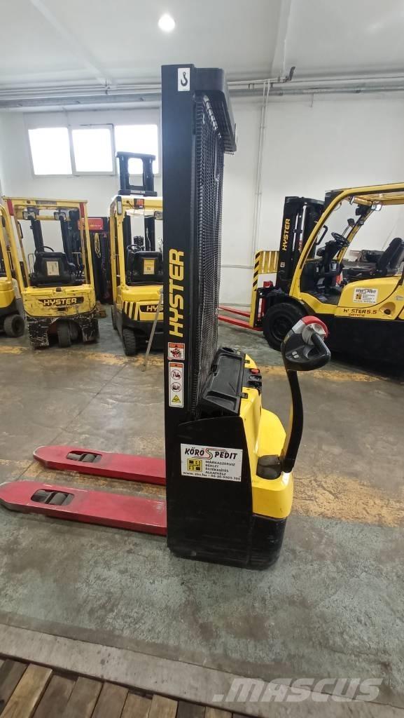 Hyster S 1.0 E Handgeführter Palettenstapler