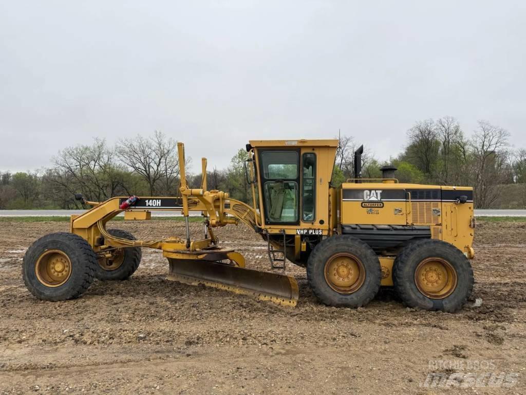 CAT 140H Grader