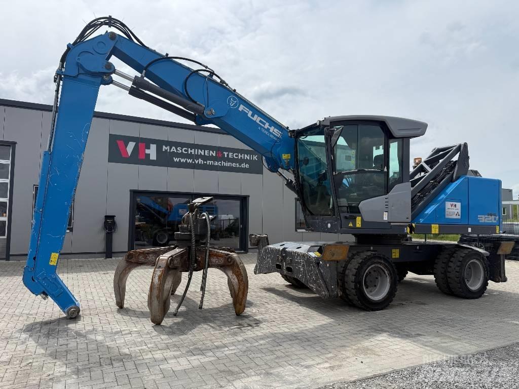 Fuchs MHL 320 Materialumschlag
