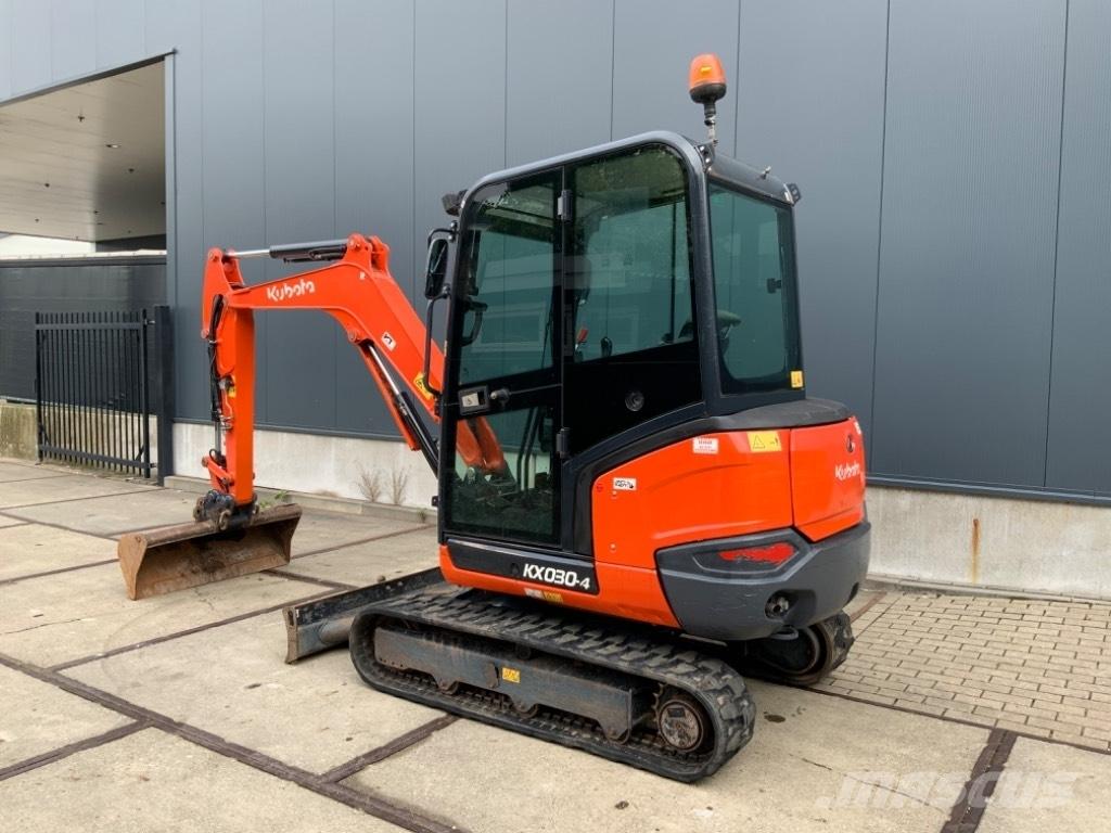 Kubota KX 030-4 Minibagger < 7t