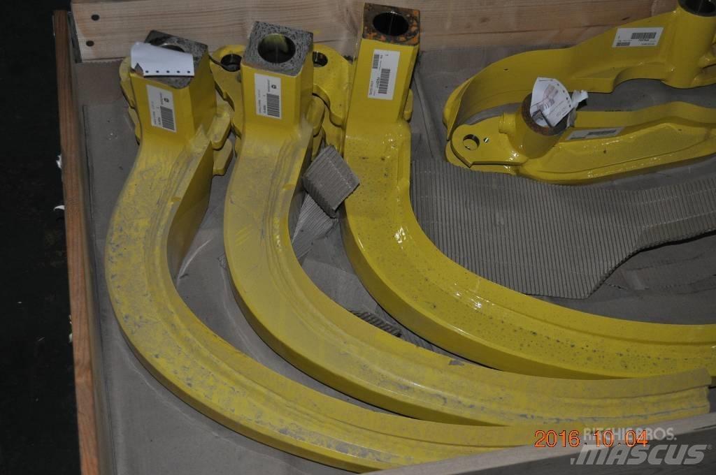 John Deere H290 Chassis