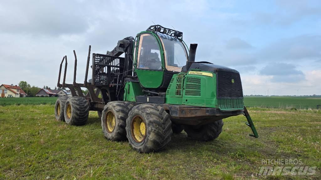 John Deere 1210 E Forwarder