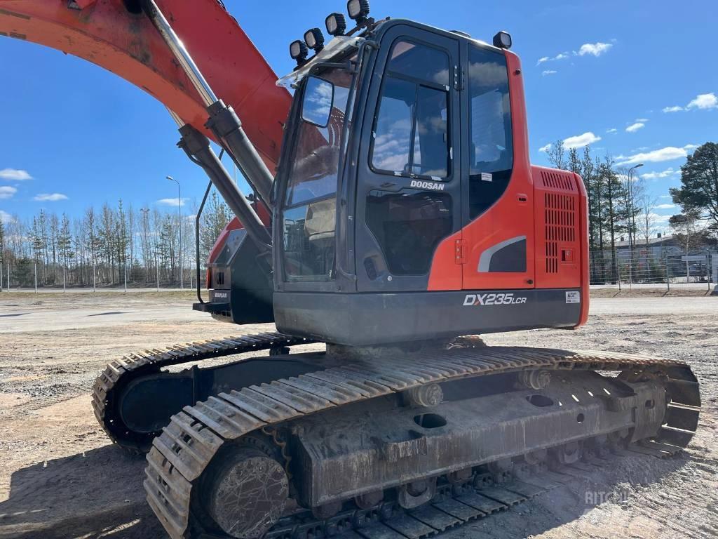Doosan DX 235 LCR Raupenbagger