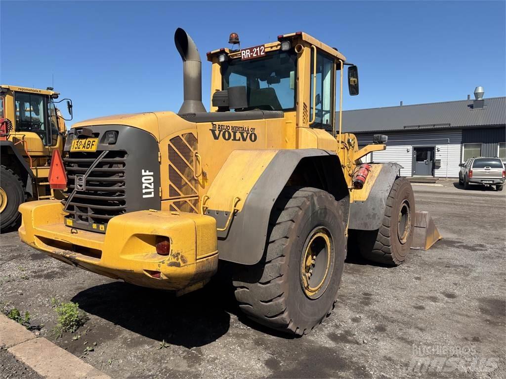 Volvo L120F Radlader