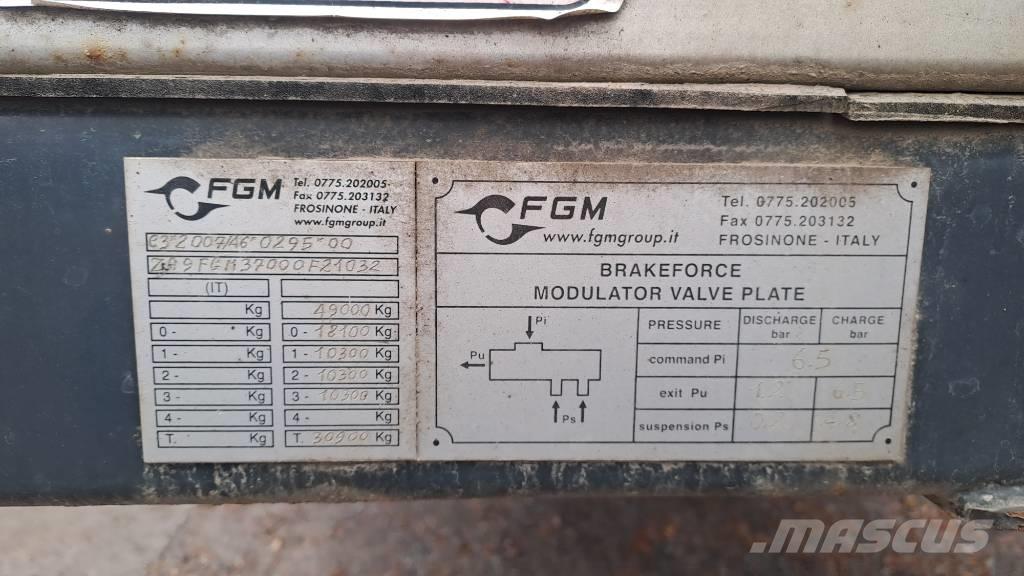 FGM FGM37 Tieflader-Auflieger