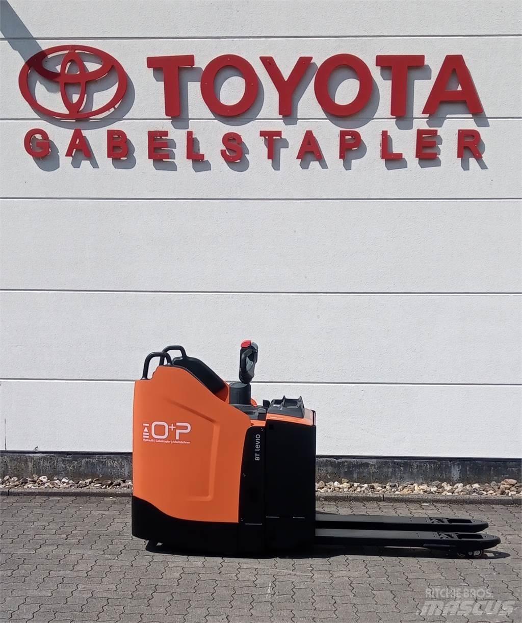 Toyota LPE 250 Niedergabelstapler
