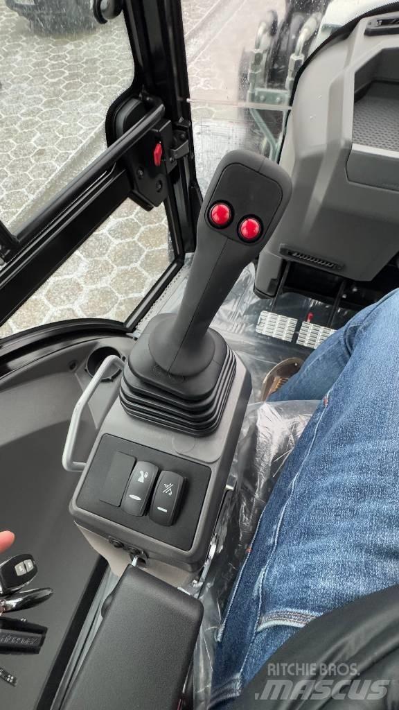 Hidromek 102B Baggerlader