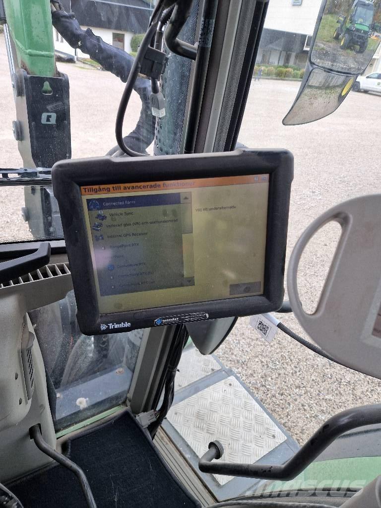 Fendt 820 GPS Traktoren